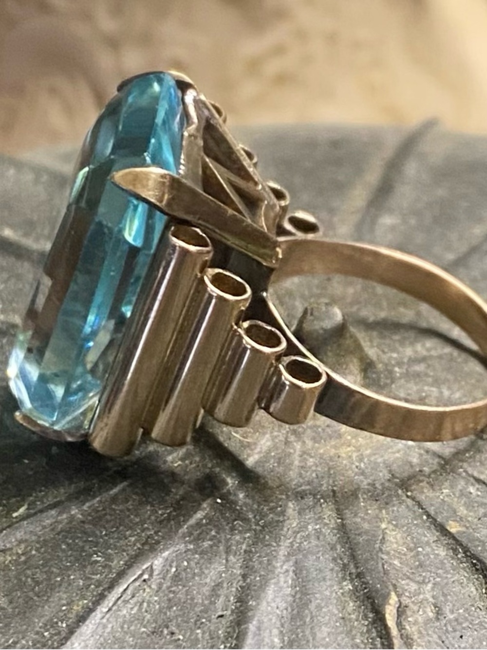 Aqua Blue 10K Gold Emerald-Cut Cocktail Ring - Unbranded